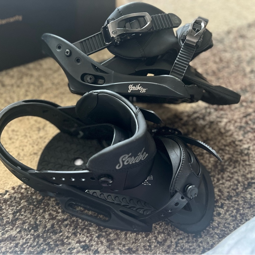 Burton Women’s Scribe EST snowboard binding
